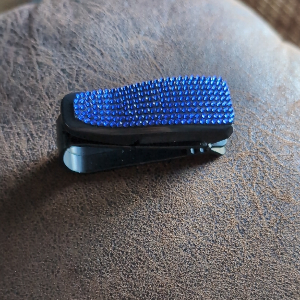 Blue Bedazzled Clip For Car Nwot